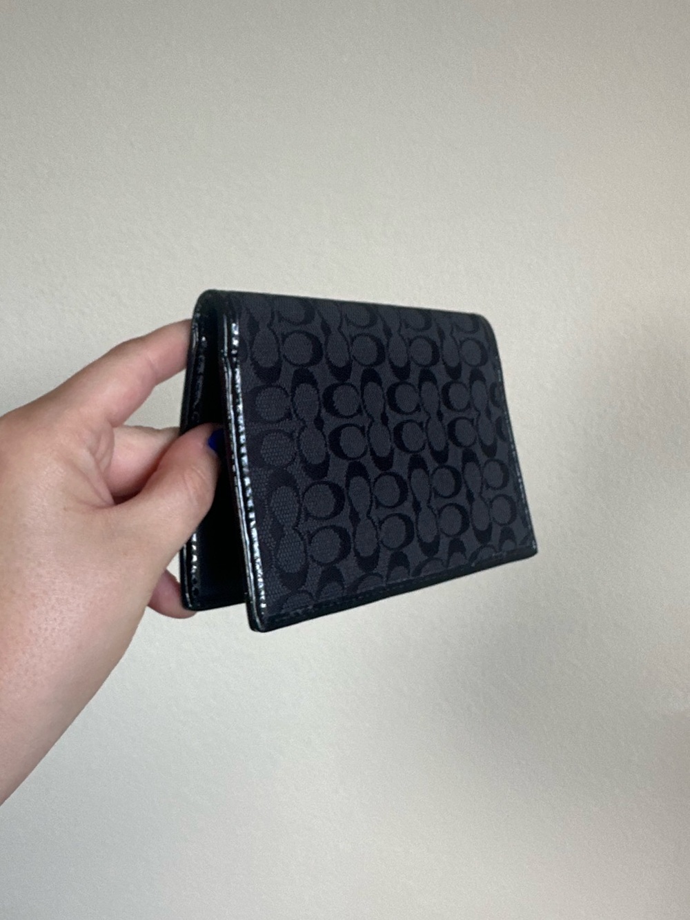 Coach Signature Print Passport Travel Document Card Holder Wallet - Picture 13 of 13